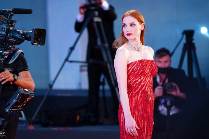 Jessica Chastain Hottest Outfits: Photos