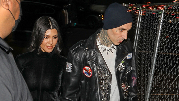 Kourtney Kardashian & Travis Barker Show PDA At Avril Lavigne Concert ...