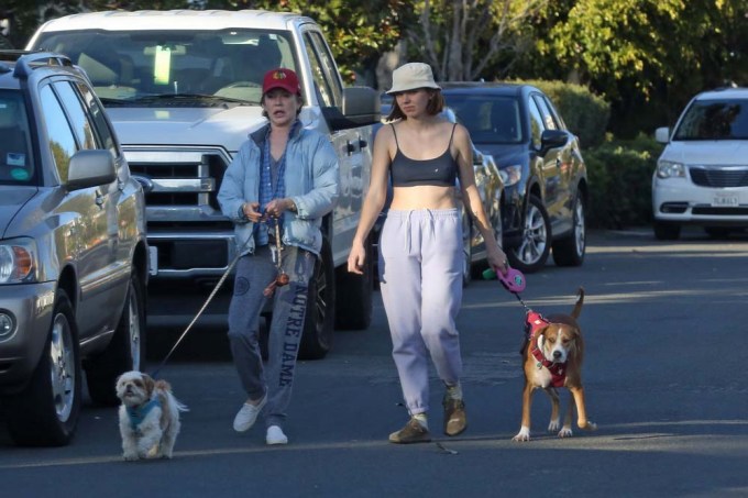 Lara Flynn Boyle With The Dogs