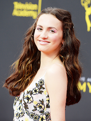 Maude Apatow’s Hottest Looks: Photos Of ‘Euphoria’ Star – Hollywood Life