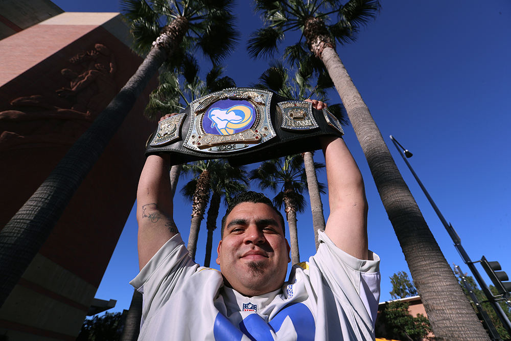 Rams get customized WWE championship belt after winning Super Bowl