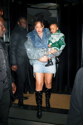 **USE CHILD PIXELATED IMAGES IF YOUR TERRITORY REQUIRES IT**Rihanna and her son show her 2nd baby bump in Paris when she head for dinner at Cesar ParisPictured: RihannaRef: SPL5538793 200423 NON-EXCLUSIVEPicture by: Aissaoui Nacer / SplashNews.comSplash News and PicturesUSA: +1 310-525-5808London: +44 (0)20 8126 1009Berlin: +49 175 3764 166photodesk@splashnews.comWorld Rights