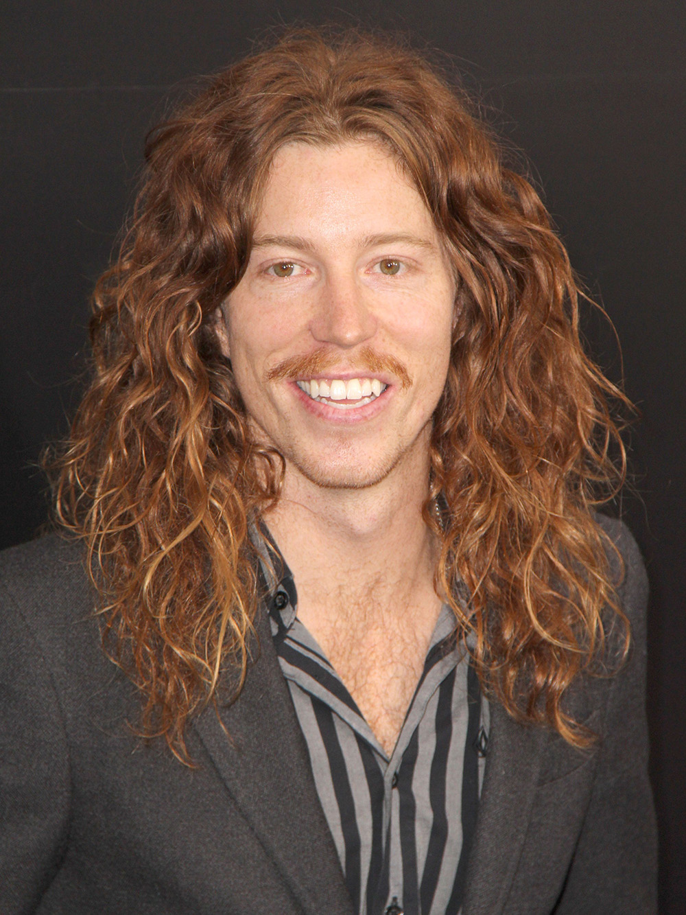 What Does He Look Like Now?  Shaun white, Mens hairstyles, Shawn white