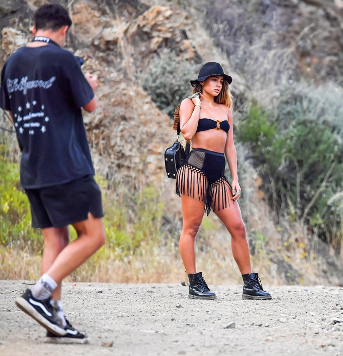 Sommer Ray Rocks Barely-There Outfit For Photo Shoot