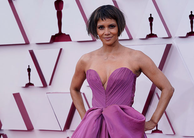 Halle Berry on Her New Wellness App and Continuing to Open Doors for  Actresses of Color