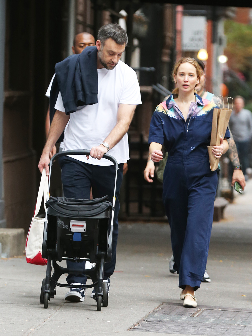 Jennifer Lawrence And Cooke Maroney Return Home After Shopping In West Village In New York City