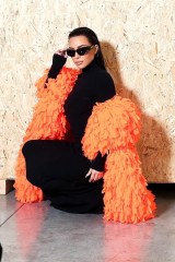 Paris, FRANCE  - *EXCLUSIVE*  - Kim Kardashian stuns in an all black ensemble paired with a vibrant orange boa as she attends the Balenciaga Fall/Winter 2022/2023 show during Fashion Week at Le Bourget in Paris, France.Pictured: Kim KardashianBACKGRID USA 6 MARCH 2022BYLINE MUST READ: Best Image / BACKGRIDUSA: +1 310 798 9111 / usasales@backgrid.comUK: +44 208 344 2007 / uksales@backgrid.com*UK Clients - Pictures Containing Children
Please Pixelate Face Prior To Publication*