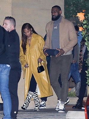 LeBron James' Wife Savannah Stuns In Little Dress Before Night Out –  Hollywood Life