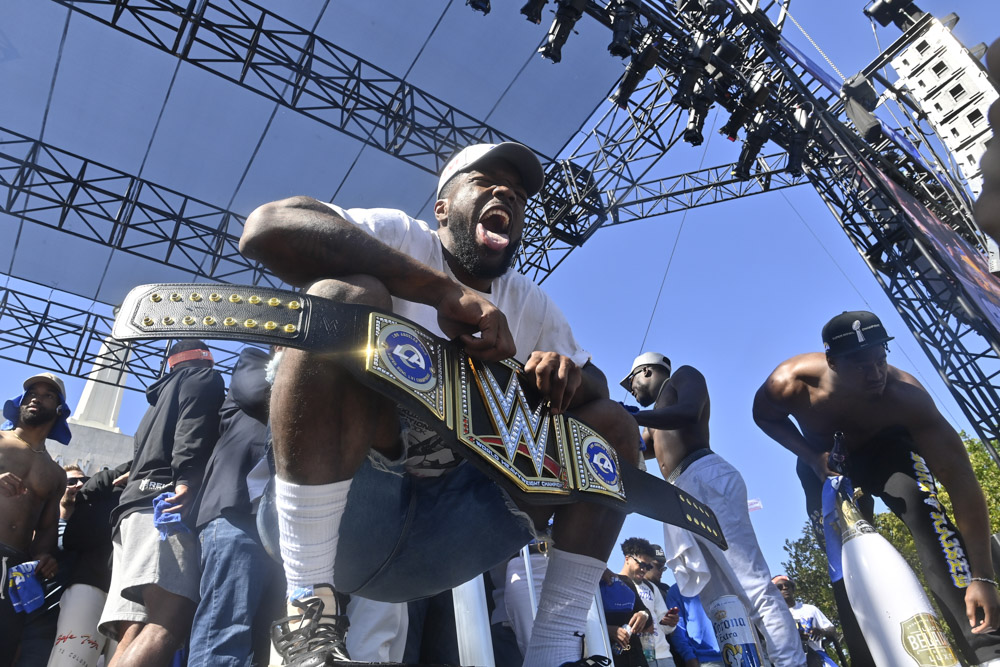 Rams Victory Parade: See Photos From The Super Bowl Celebration ...