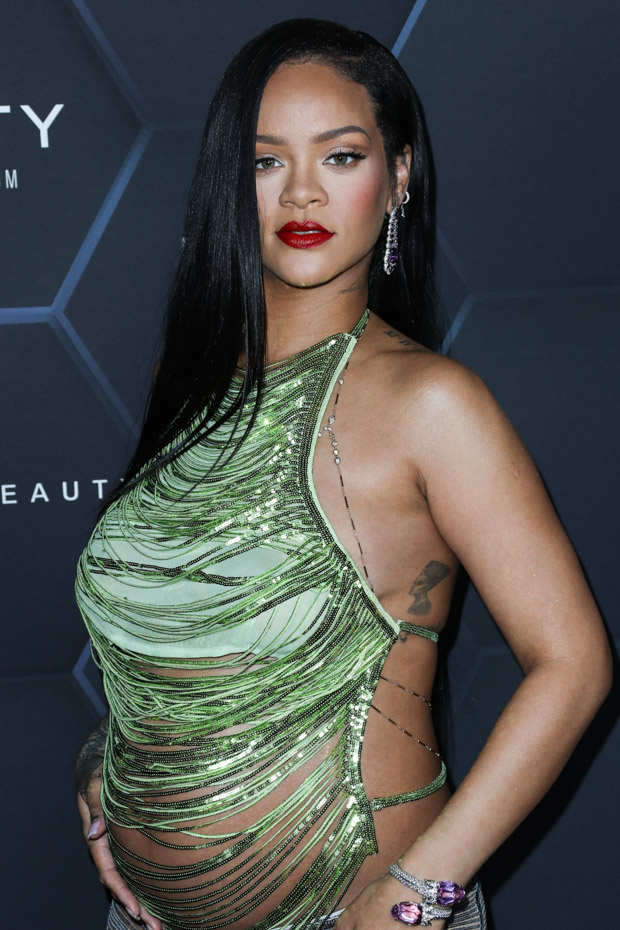 Has Rihanna tattooed entire lower arm? Star spotted with body art covering  wrist and hand - Irish Mirror Online