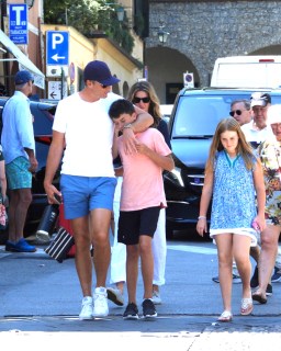 Tom Brady Spends Time With Gisele Bundchen & Their Kids In Italy ...