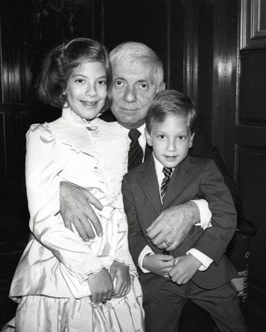 Reception Held in Honour of Aaron Spelling Held at Les Ambassadeurs Hamilton's Place Aaron Spelling with His Children Tori and RandyReception Held in Honour of Aaron Spelling Held at Les Ambassadeurs, Hamilton's Place Reception Held in Honour of Aaron Spelling Held at Les Ambassadeurs, Hamilton's Place - 18 Jul 1984