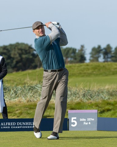 Wladimir Klitschko on 5th tee
The Alfred Dunhill Links Championship, Round 2, Carnousite Links, Carnoustie, UK, 6 September 2017