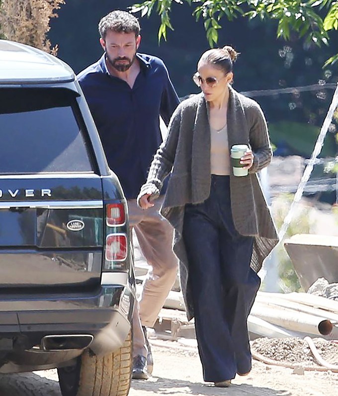 Ben Affleck & Jennifer Lopez Spotted Going House Hunting