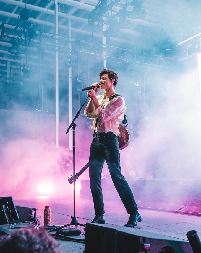 Shawn Mendes performs onstage at Samsung Galaxy + Billboard presented by SIKI