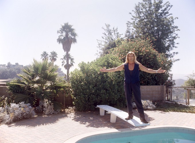 Fabio Lanzoni Shows Off His Pool