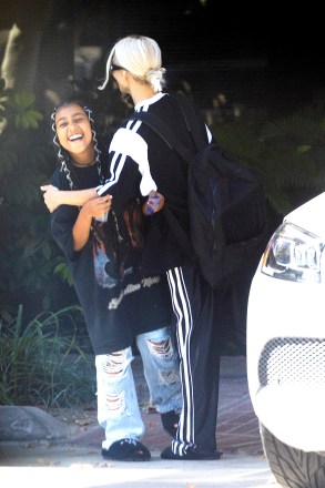 Westlake,   - *EXCLUSIVE* Kim Kardashian and her daughter North West fool around for the shutterbugs as they leave after an art class in Westlake.Pictured: Kim Kardashian, North WestBACKGRID USA 3 AUGUST 2022 USA: +1 310 798 9111 / usasales@backgrid.comUK: +44 208 344 2007 / uksales@backgrid.com*UK Clients - Pictures Containing ChildrenPlease Pixelate Face Prior To Publication*
