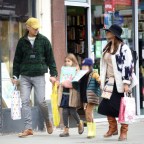 Ryan Gosling Eva Mendes Daughters London MEGA