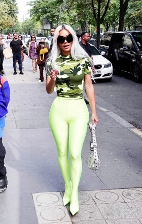 Celebrities Wearing Neon: See The Fashion Trend – Hollywood Life