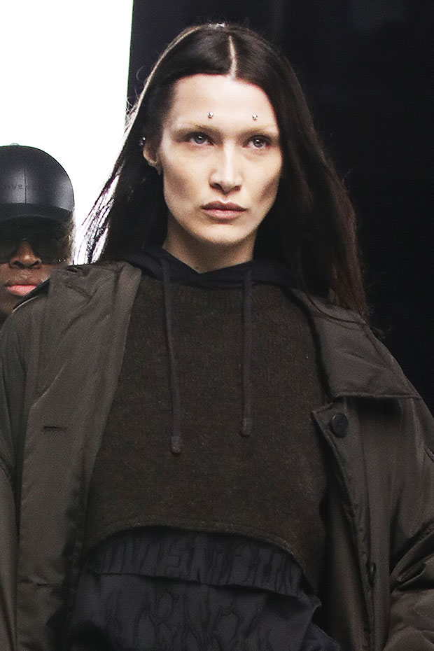 Bella 2025 hadid givenchy