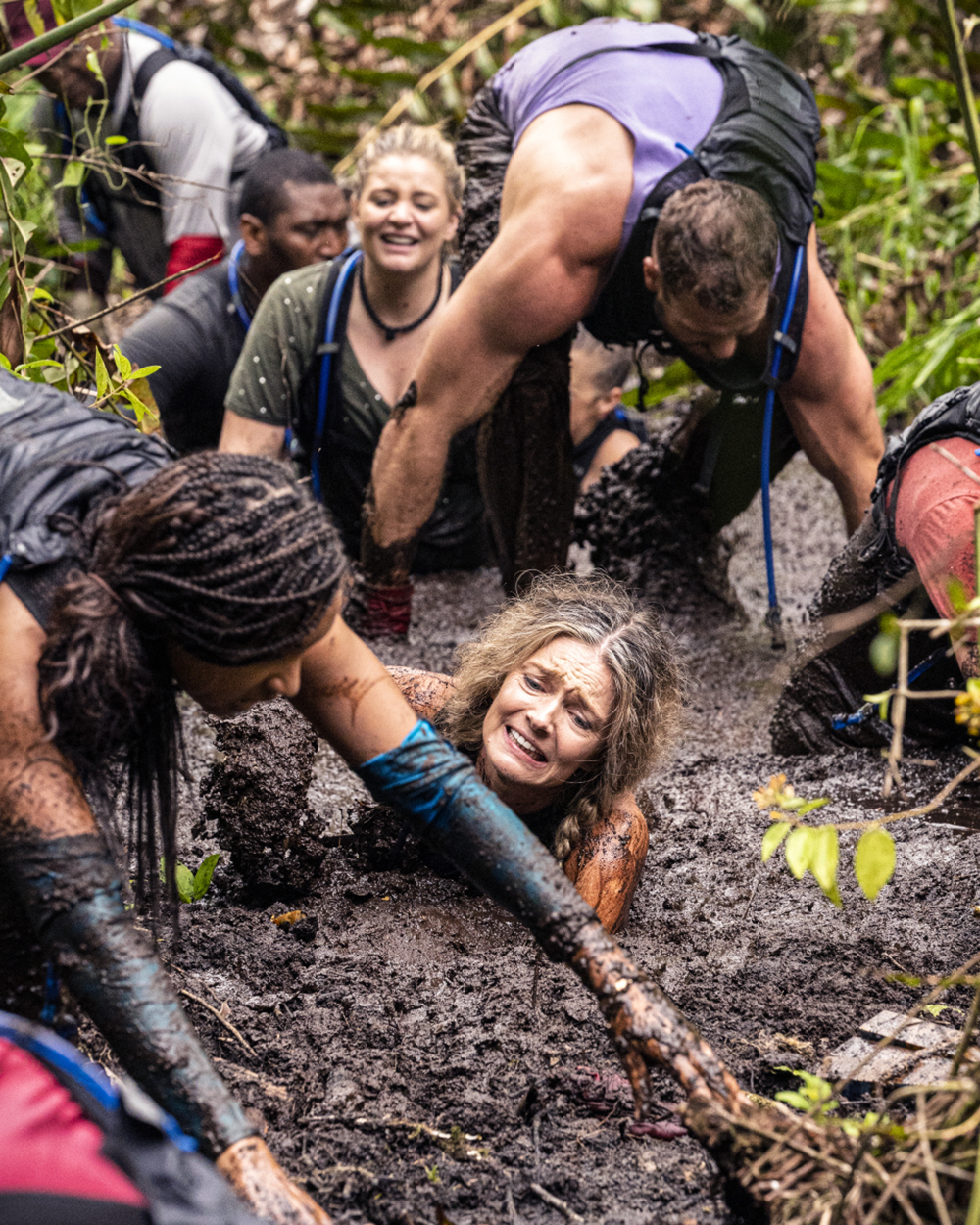 “This Is Not My Comfort Zone” – The nine celebrities set up a shelter in the Panama jungle, only to have host Mauro Ranallo divide them into two teams to embark on their first intense, muddy adventure challenge. When one celebrity finds herself in danger as she continues to sink into the mud bog, she must put her faith in a teammate to reach safety, on the series premiere of BEYOND THE EDGE, Wednesday March 16 (9:00-10:00 PM, ET/PT) on the CBS Television Network, and available to stream live and on demand on Paramount+*

Pictured (L-R): Paulina Porizkova.

Photo: Robert Voets/CBS ©2021 CBS Broadcasting, Inc. All Rights Reserved.