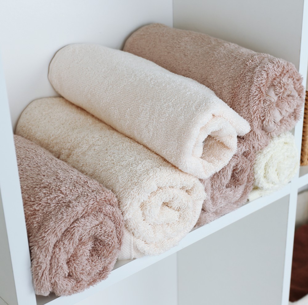Premium Cotton Bath Towels (Review) of 2024 Hollywood Life Top Picks
