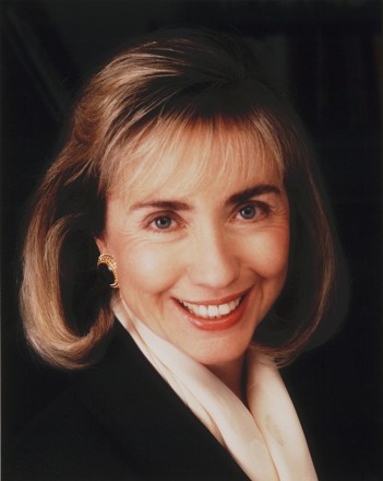 Ibu Negara Hillary Clinton dalam potret tahun 1992.  Koleksi Sejarah