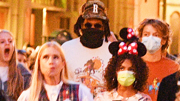 Blue Ivy & Dad Jay-Z Visit Disneyland — Photo – Hollywood Life