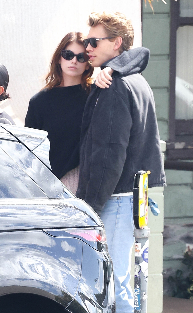 Kaia Garber & Austin Butler Reunite For Lunch Date — New PDA Photos