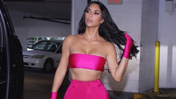 Kim Kardashian's Pink Crop Top & Tight Pants – Outfit Photos – Hollywood  Life