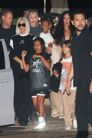Malibu, CA  - *EXCLUSIVE*  - Kim Kardashian and kids enjoy dinner at Nobu with friends after attending North Wests basketball gamePictured: Kim Kardashian, North West, Saint West, Penelope Disick, Olivia PiersonBACKGRID USA 22 JULY 2022 USA: +1 310 798 9111 / usasales@backgrid.comUK: +44 208 344 2007 / uksales@backgrid.com*UK Clients - Pictures Containing ChildrenPlease Pixelate Face Prior To Publication*
