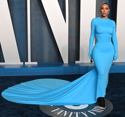 Kim Kardashian Vanity Fair Oscar Party, Arrivals, Los Angeles, USA - 27 Mar 2022 Mengenakan Balenciaga
