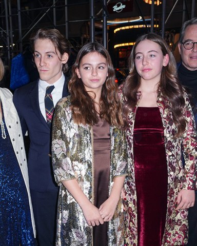 Sarah Jessica Parker, James Wilkie Broderick, Tabitha Hodge Broderick, Marion ''Loretta'' Elwell Broderick and Matthew Broderick at the Opening Night of Broadway's 'SOME LIKE IT HOT' at the Shubert Theatre on December 11, 2022 in New York City
Opening Night Of Broadway's 'SOME LIKE IT HOT', New York City, United States - 11 Dec 2022