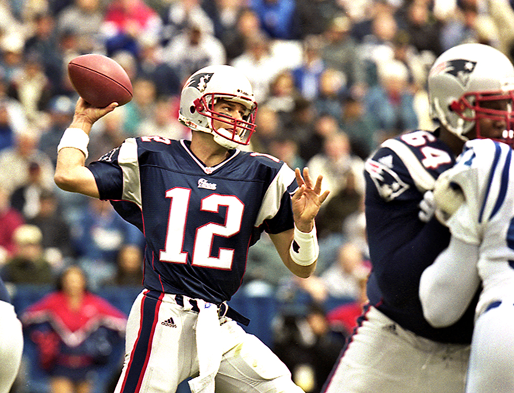 NFL: Photos show Tom Brady looks younger now than 20 years ago