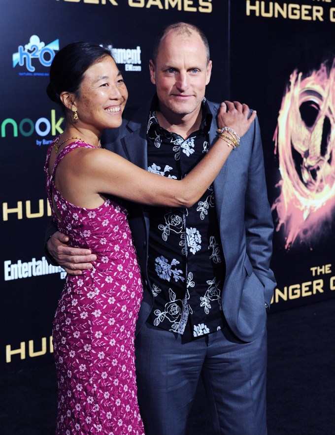 Woody Harrelson & Wife Attend ‘The Hunger Games’ Premiere