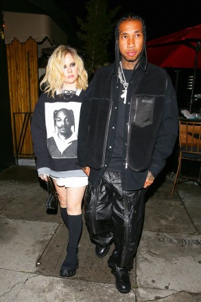 West Hollywood, CA  - *EXCLUSIVE*  - New couple Avril Lavigne and Tyga walk hand in hand while leaving Kyrie Irving's birthday party at The Nice Guy nightclub in West Hollywood. Also Alexander Edwards was with there without Cher!

Pictured: Avril Lavigne, Tyga

BACKGRID USA 23 MARCH 2023 

USA: +1 310 798 9111 / usasales@backgrid.com

UK: +44 208 344 2007 / uksales@backgrid.com

*UK Clients - Pictures Containing Children
Please Pixelate Face Prior To Publication*