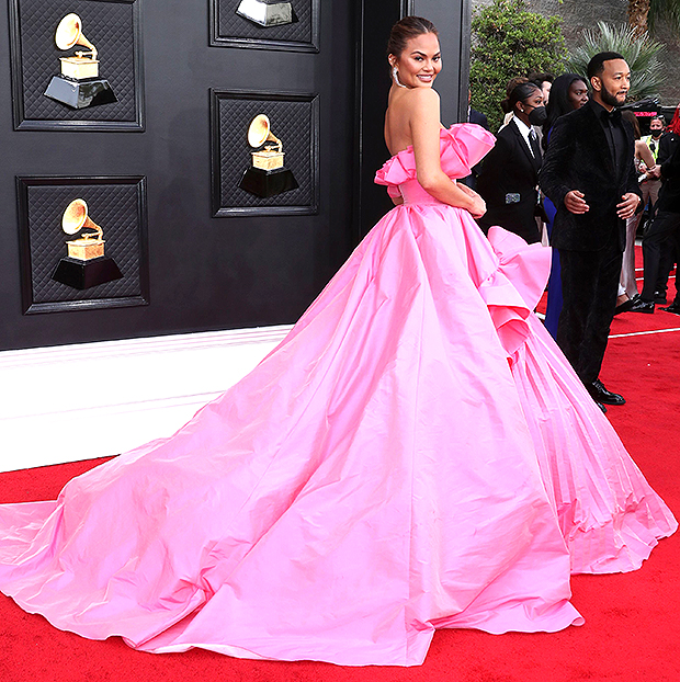 Chrissy Teigen At Grammys 2022: Model Wears Pink Dress To Show ...