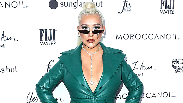 Christina Aguilera Rocks Plunging Latex Dress For Daily Front Row Fashion Awards: Photos