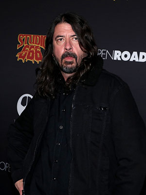 Dave Grohl's Daughter Performs at Pre-Grammys Event After Taylor