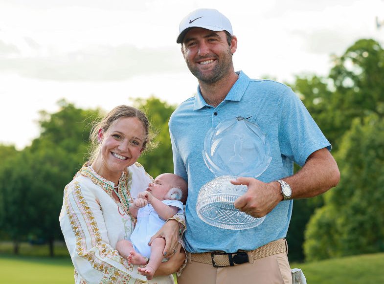 Scottie & Meredith Scheffler: Photos of the Couple