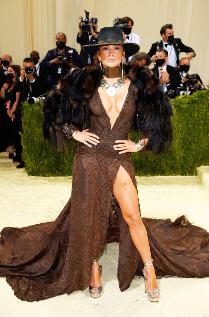 Jennifer Lopez Met Gala Outfits Through The Years: Photos13