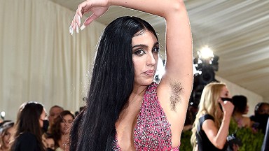 Lourdes Leon Rocks Arm Pit Hair & Sexy Underwear In Calvin Klein