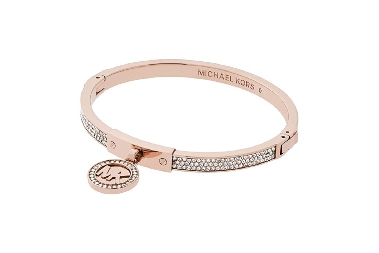 The Leading Clamp Bracelets in 2023 Reviews by Hollywood Life