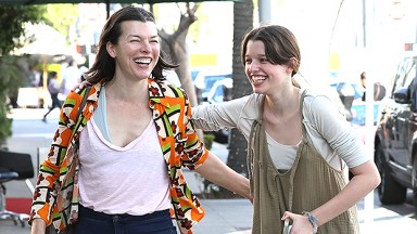 Milla Jovovich & Ever Anderson