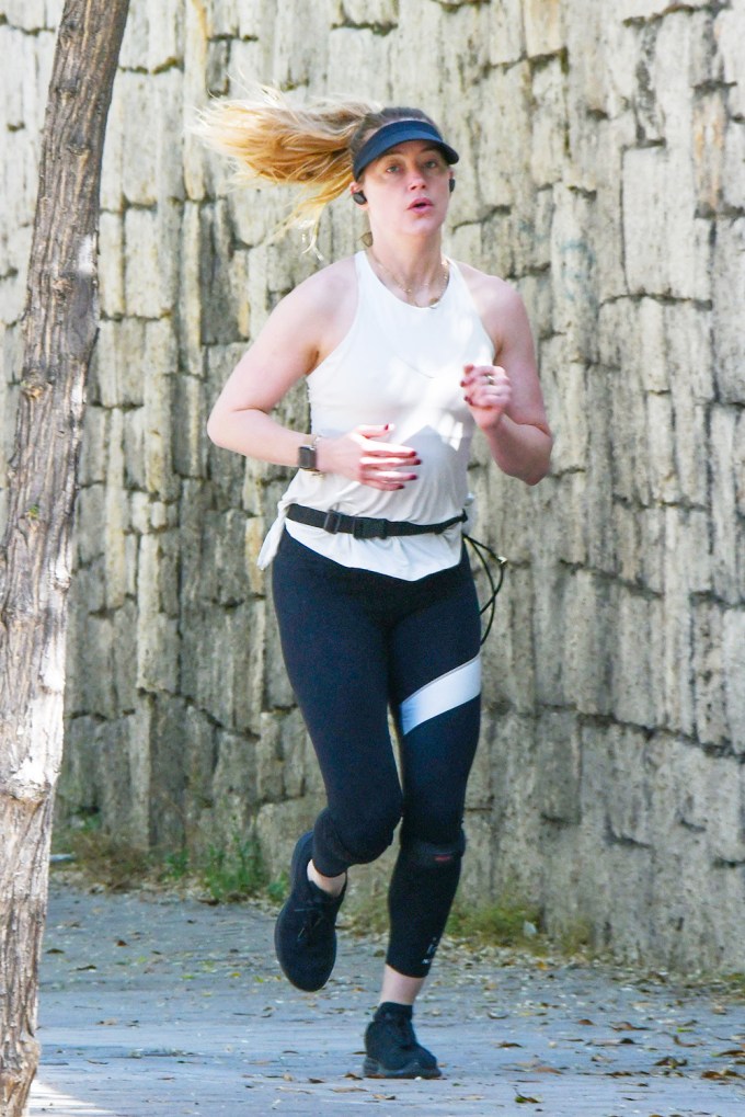 Amber Heard running