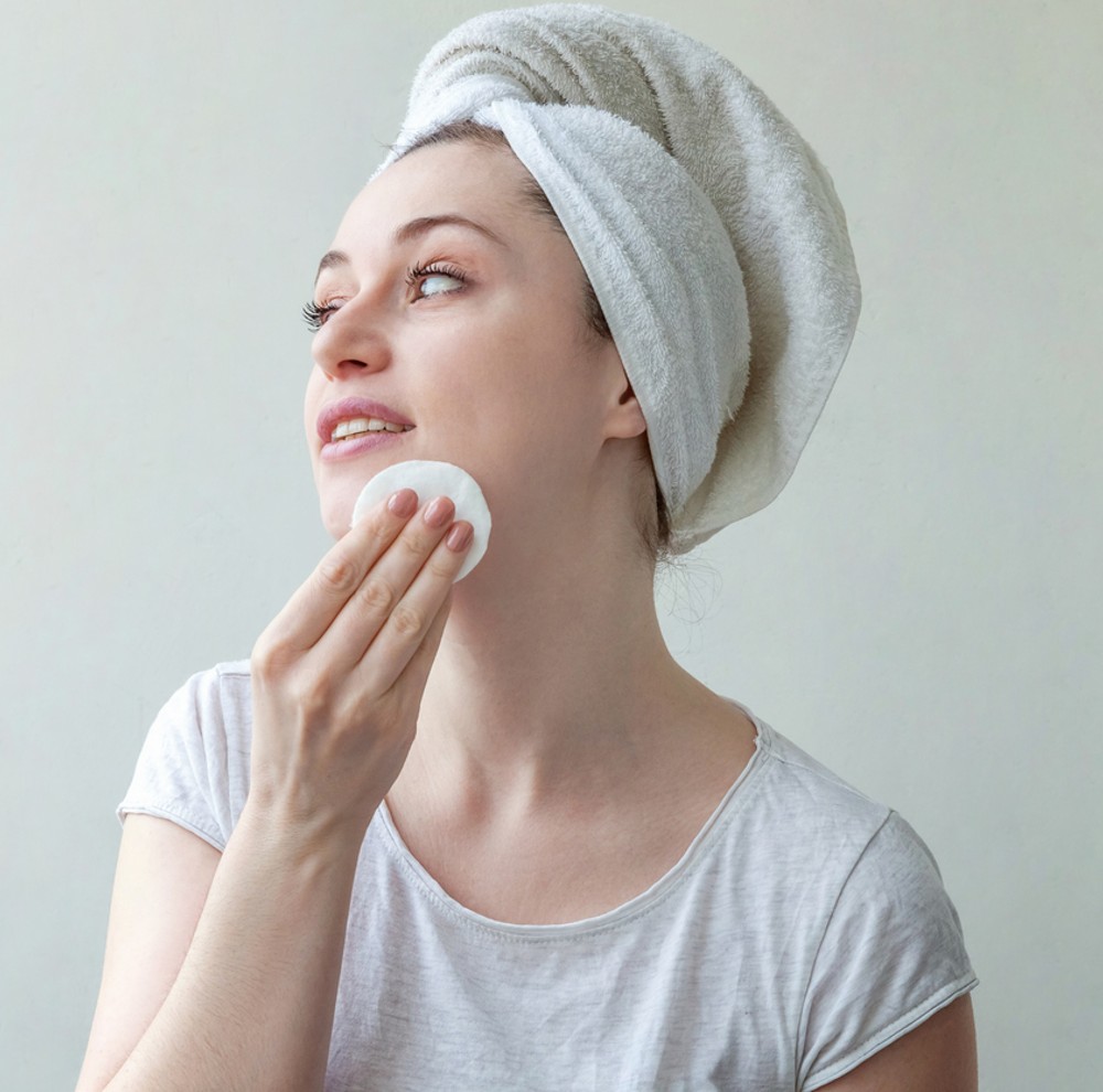 HighestRated Cotton Balls of 2023 Hollywood Life Reviews Hollywood