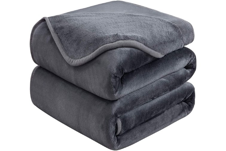 HighestRated Blankets of 2023 Hollywood Life Reviews Hollywood Life