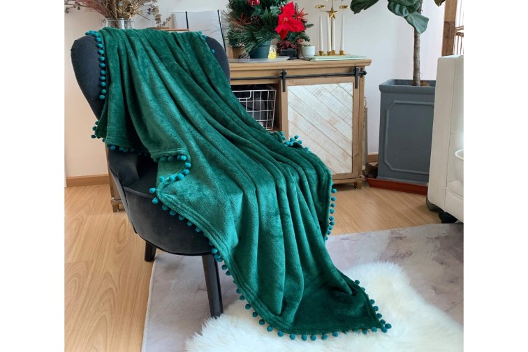 HighestRated Blankets of 2023 Hollywood Life Reviews Hollywood Life