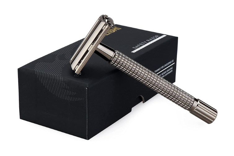 Weishi safety razor leaning against its package