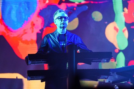 Andy Fletcher Depeche Mode dalam konser, Anaheim, AS - 22 Mei 2018